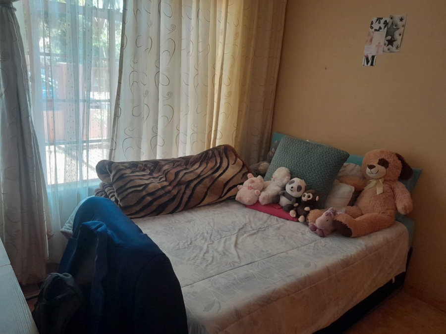 3 Bedroom Property for Sale in Geelhoutpark North West